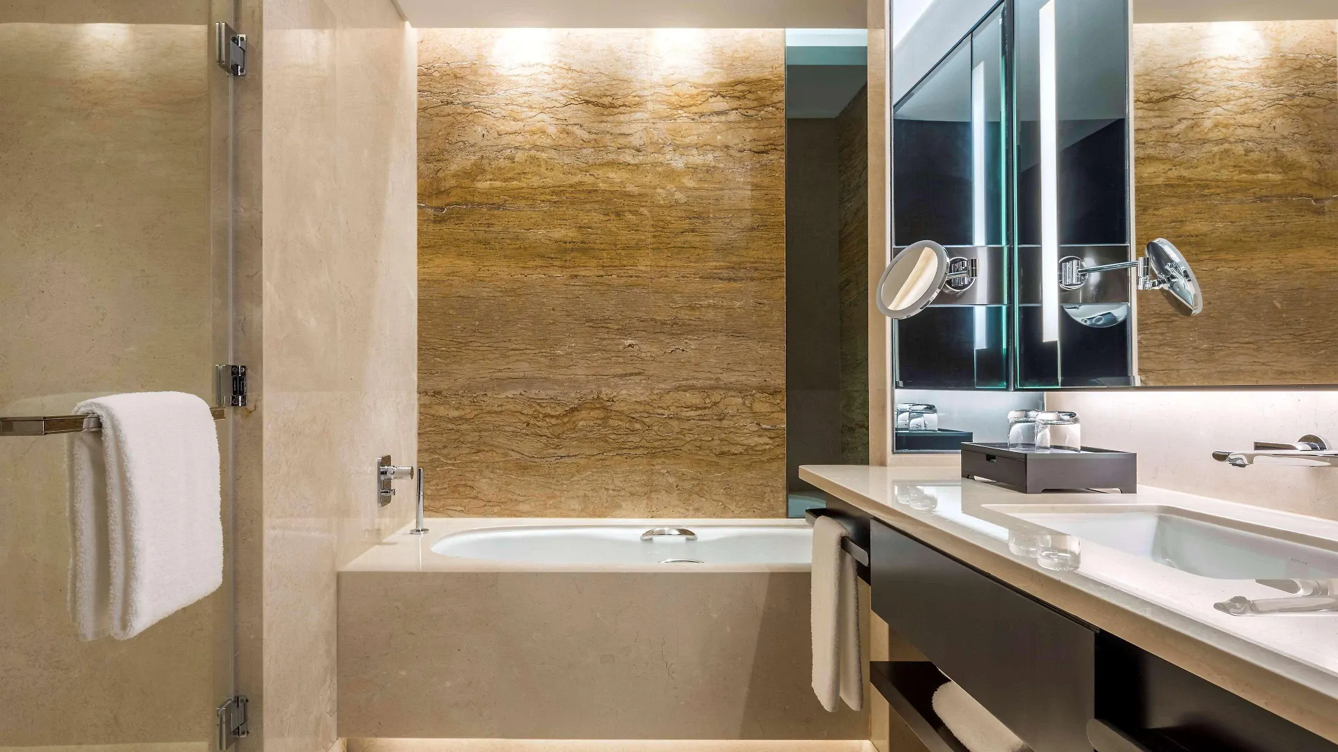 Hyatt Regency Shanghai Global Harbor Китай